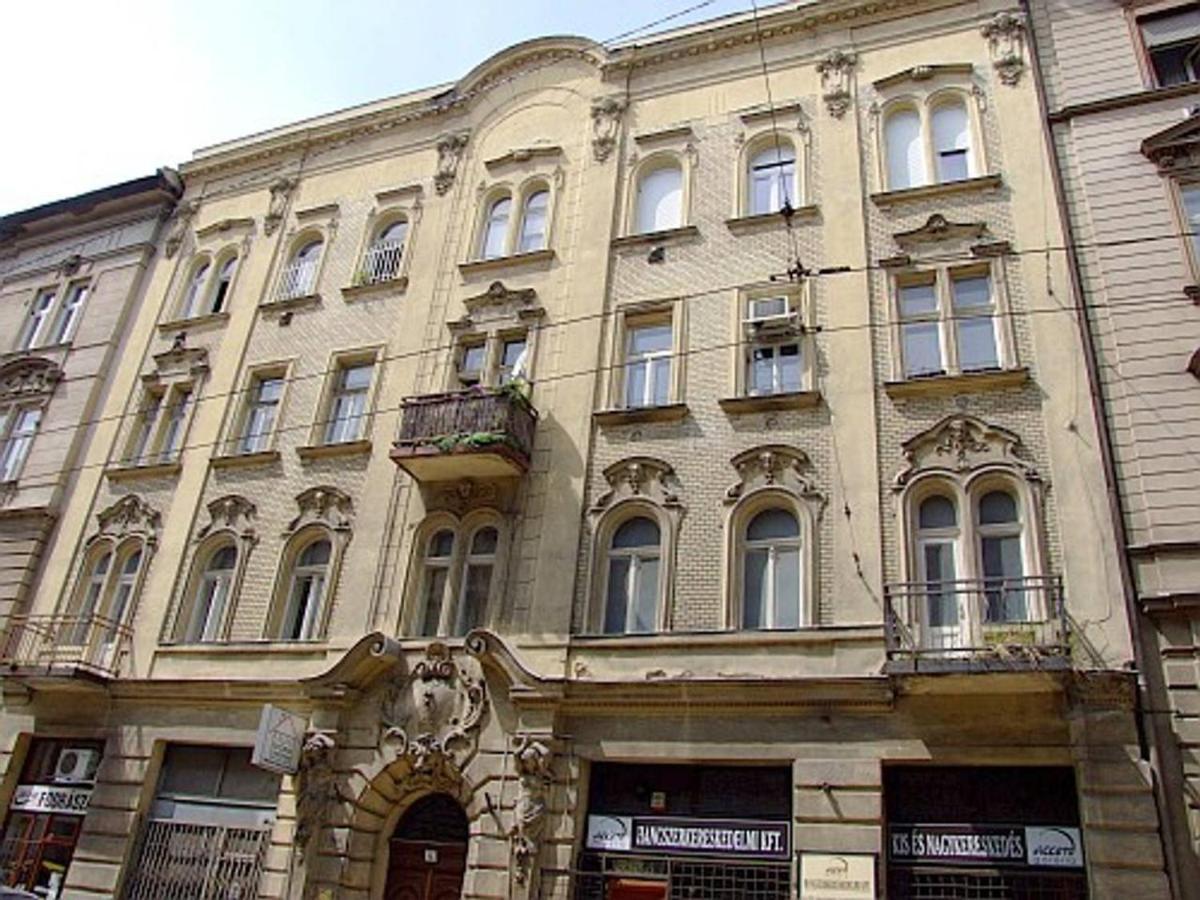 Comfy, Renewed 3 Bedroom Apt In Center Budapešť Exteriér fotografie